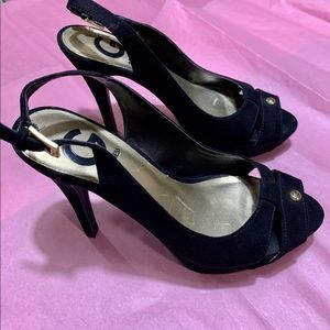❣️Guess Suede Platform Heels Sz 6M
